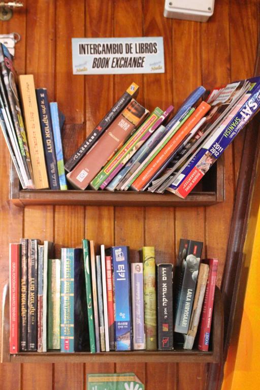Residencial Noelia Hostel Puerto Iguazu Ngoại thất bức ảnh