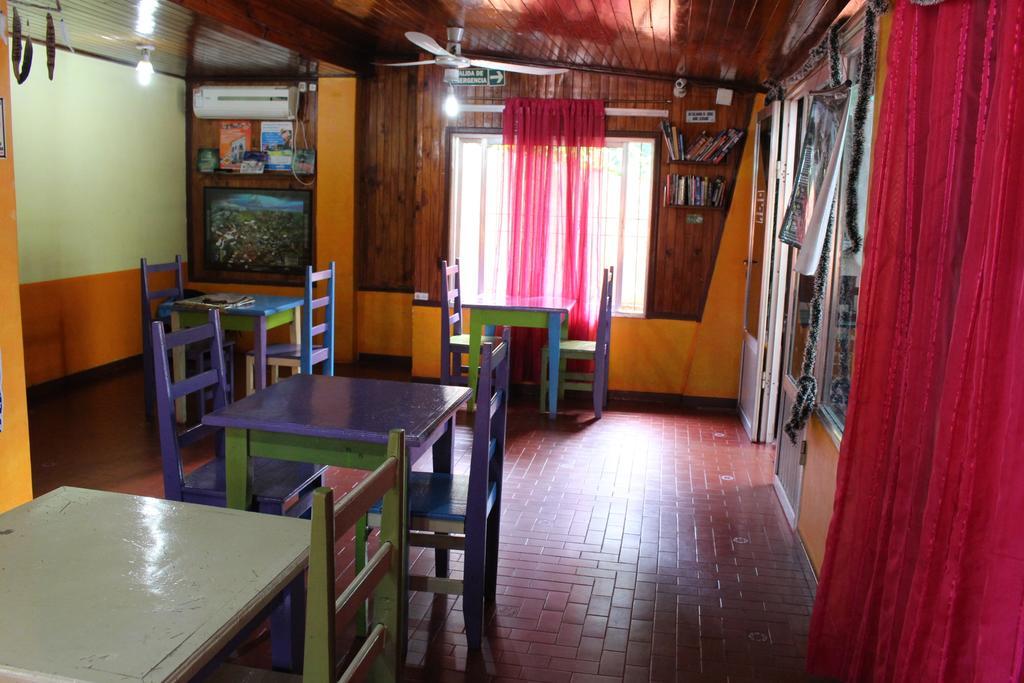 Residencial Noelia Hostel Puerto Iguazu Ngoại thất bức ảnh