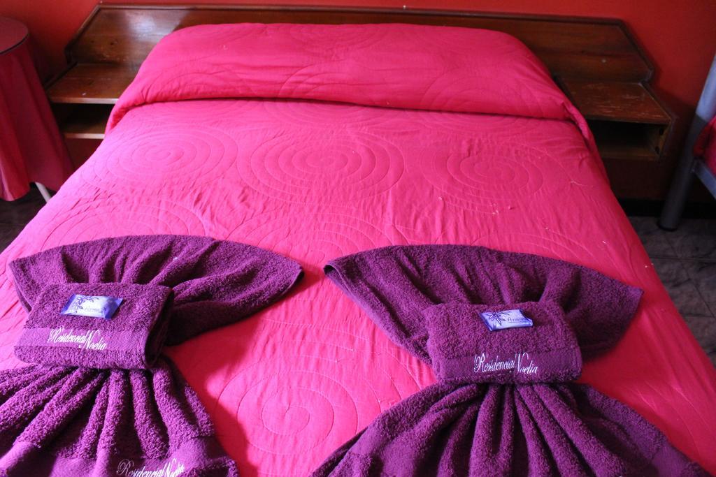 Residencial Noelia Hostel Puerto Iguazu Ngoại thất bức ảnh