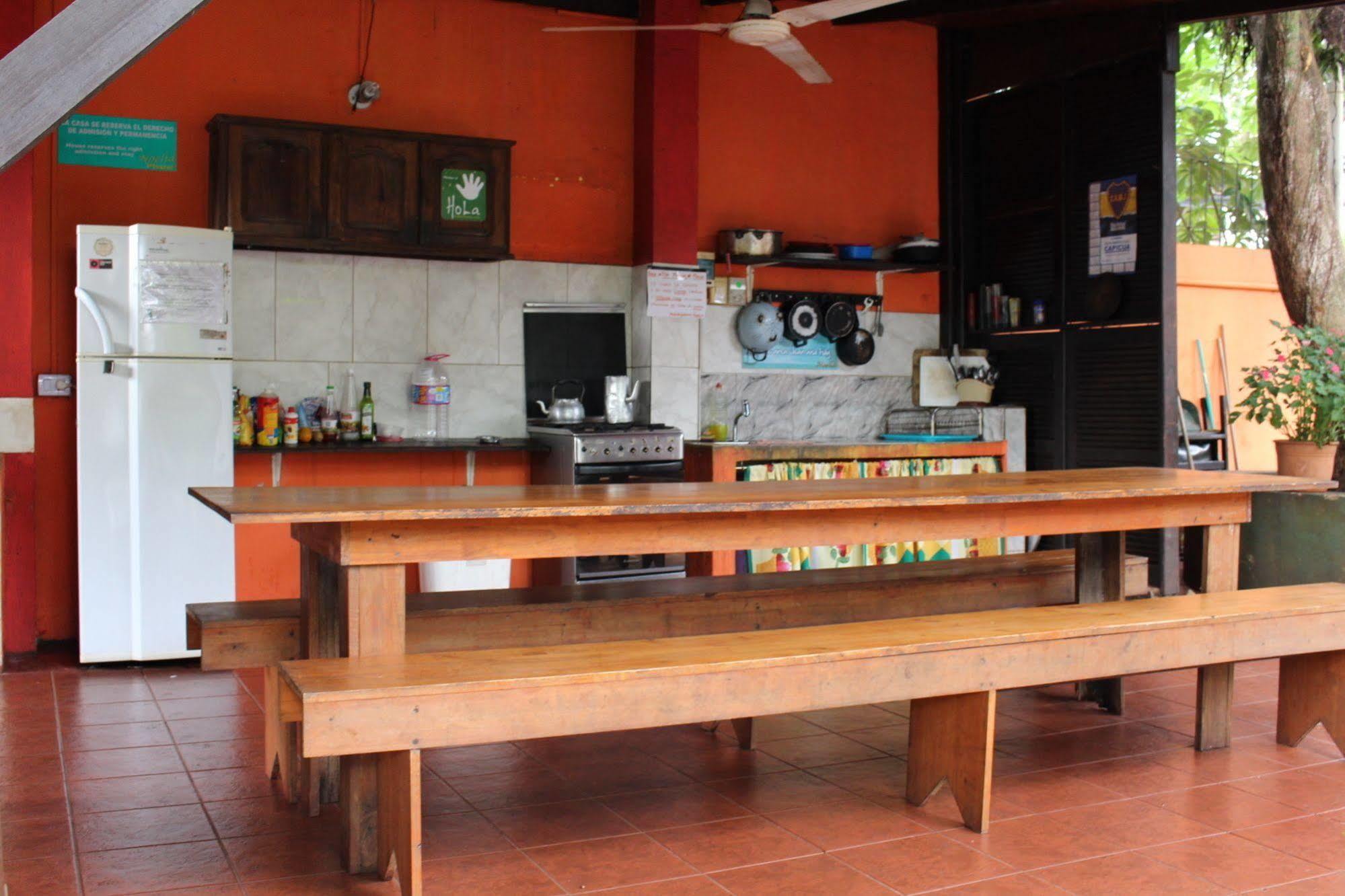 Residencial Noelia Hostel Puerto Iguazu Ngoại thất bức ảnh