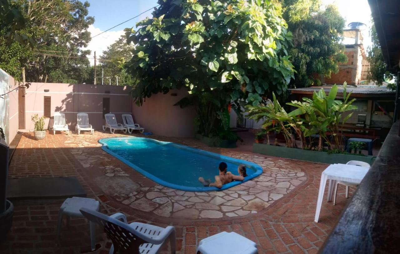 Residencial Noelia Hostel Puerto Iguazu Ngoại thất bức ảnh