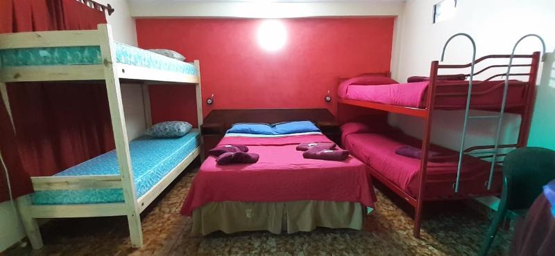 Residencial Noelia Hostel Puerto Iguazu Ngoại thất bức ảnh