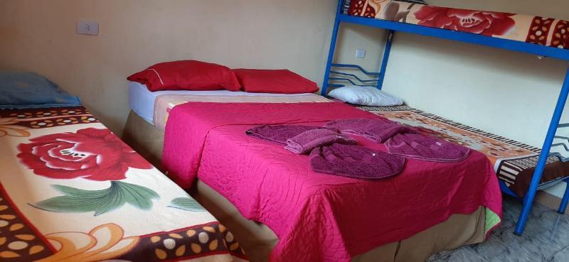 Residencial Noelia Hostel Puerto Iguazu Ngoại thất bức ảnh
